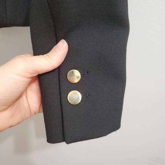 ZARA BASIC Black Crop Blazer with Gold Buttons - Picture 6 of 8